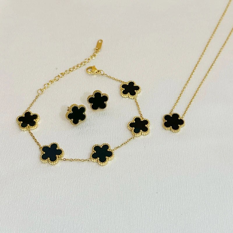 Conjunto de Joias Flowers | Aço Inoxidável de Luxo | Colar, Brincos e Pulseira de Pendente de Flor de Cinco Folhas